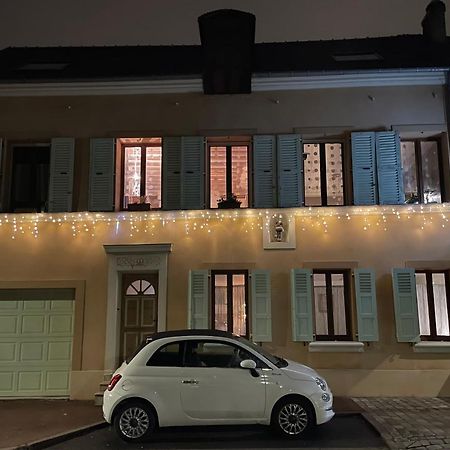 Appartement Coquet « Au Bord De L'Eau » Conflans-Sainte-Honorine Bagian luar foto