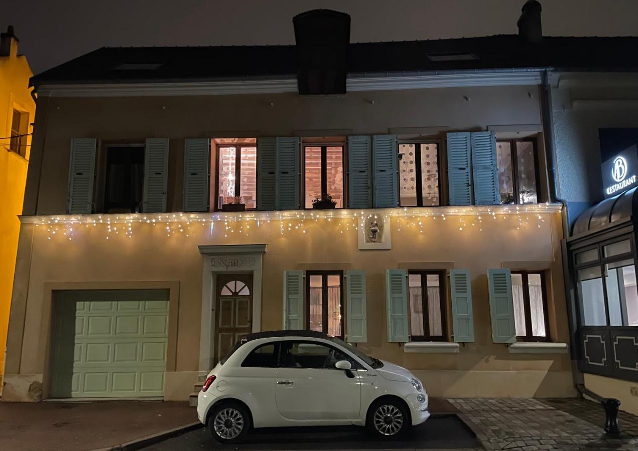 Appartement Coquet « Au Bord De L'Eau » Conflans-Sainte-Honorine Bagian luar foto